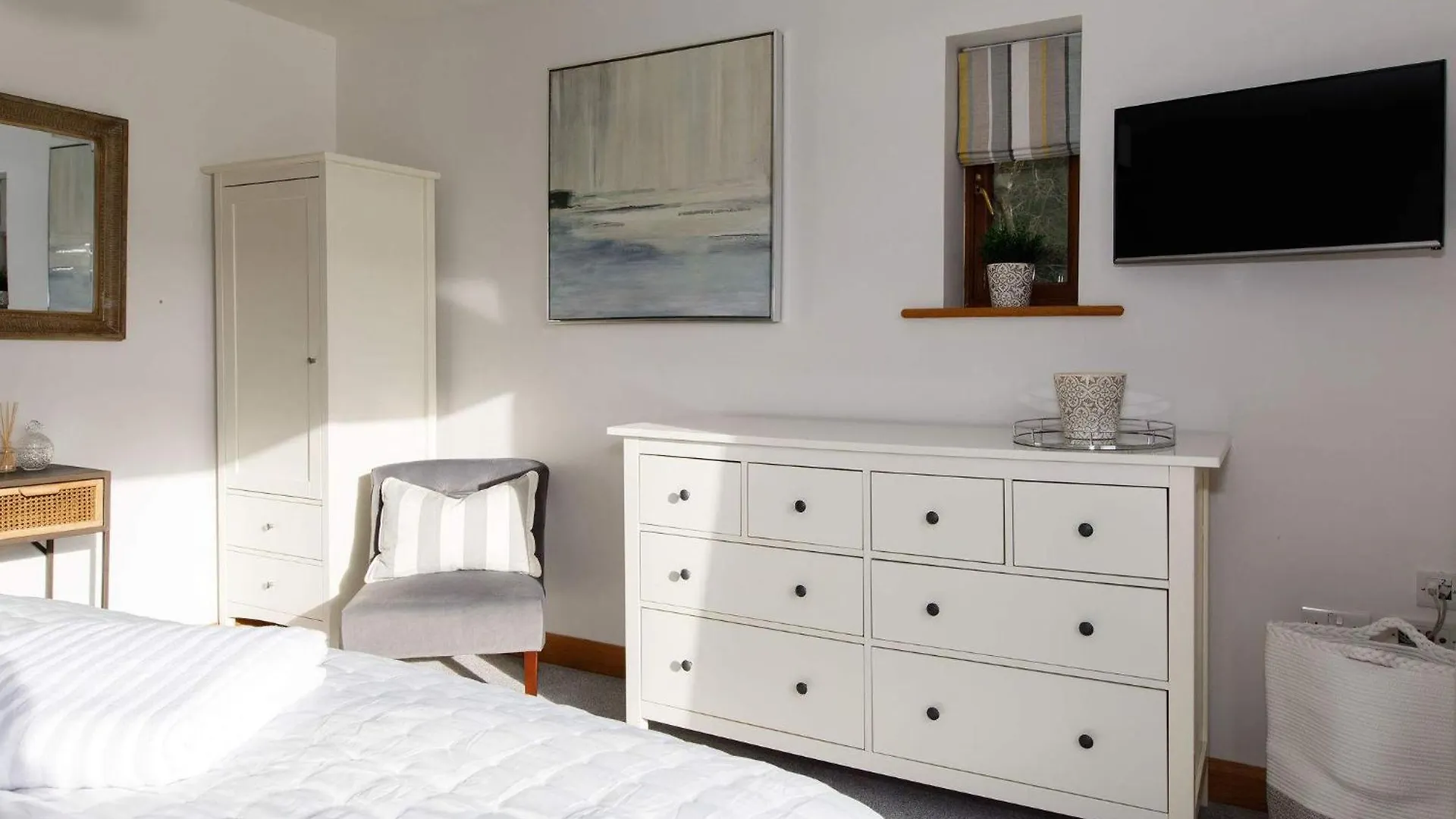 Holiday home Serene Riverside: 6Br Luxury Retreat In Curdridge United Kingdom